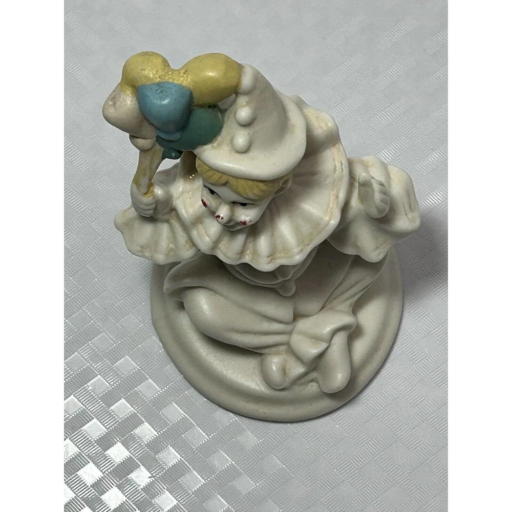 Vintage‎ Ceramic Hand Painted Clown with Balloons Figurine